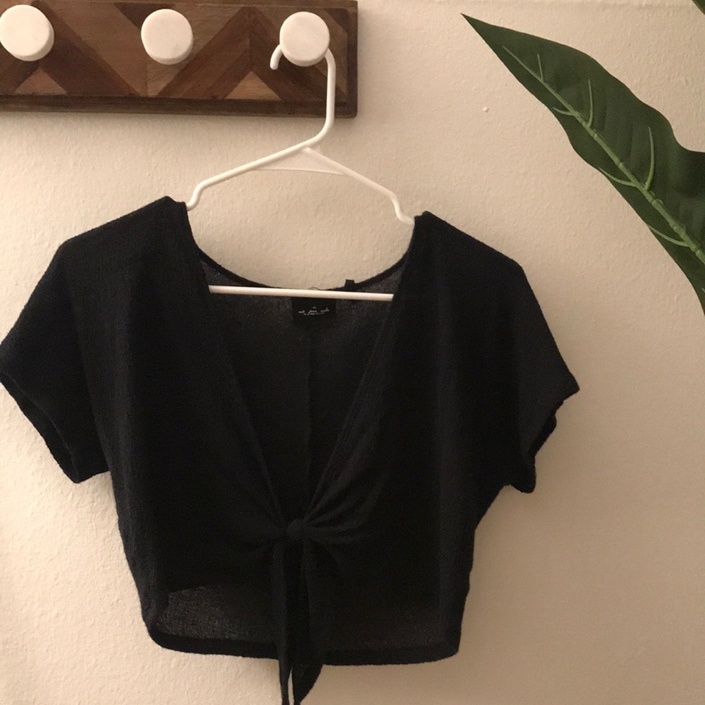 Urban Outfitters Black Tie-Front Crop Tee